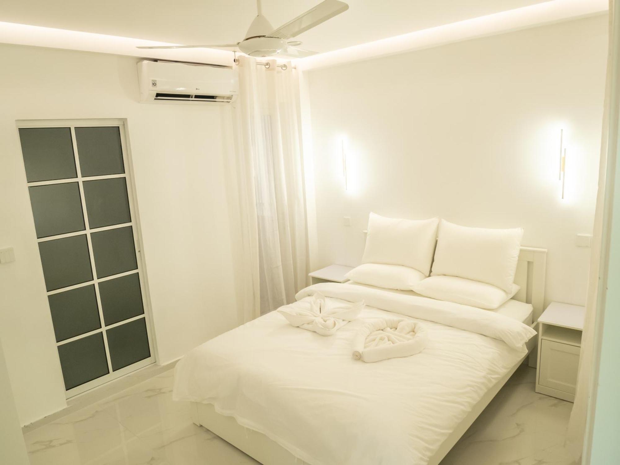 Beachfront Apartment Malé Extérieur photo